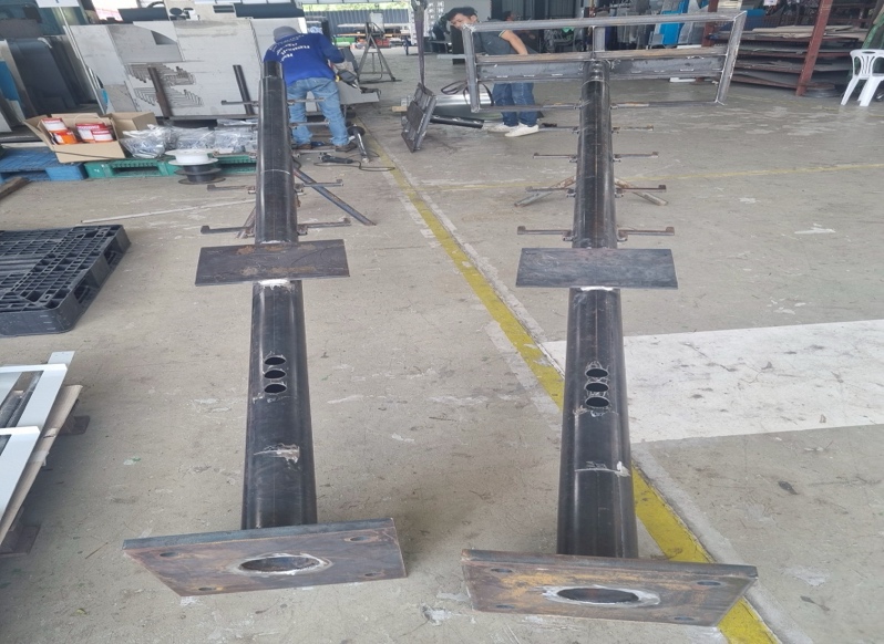 Pole-mounted equipment install